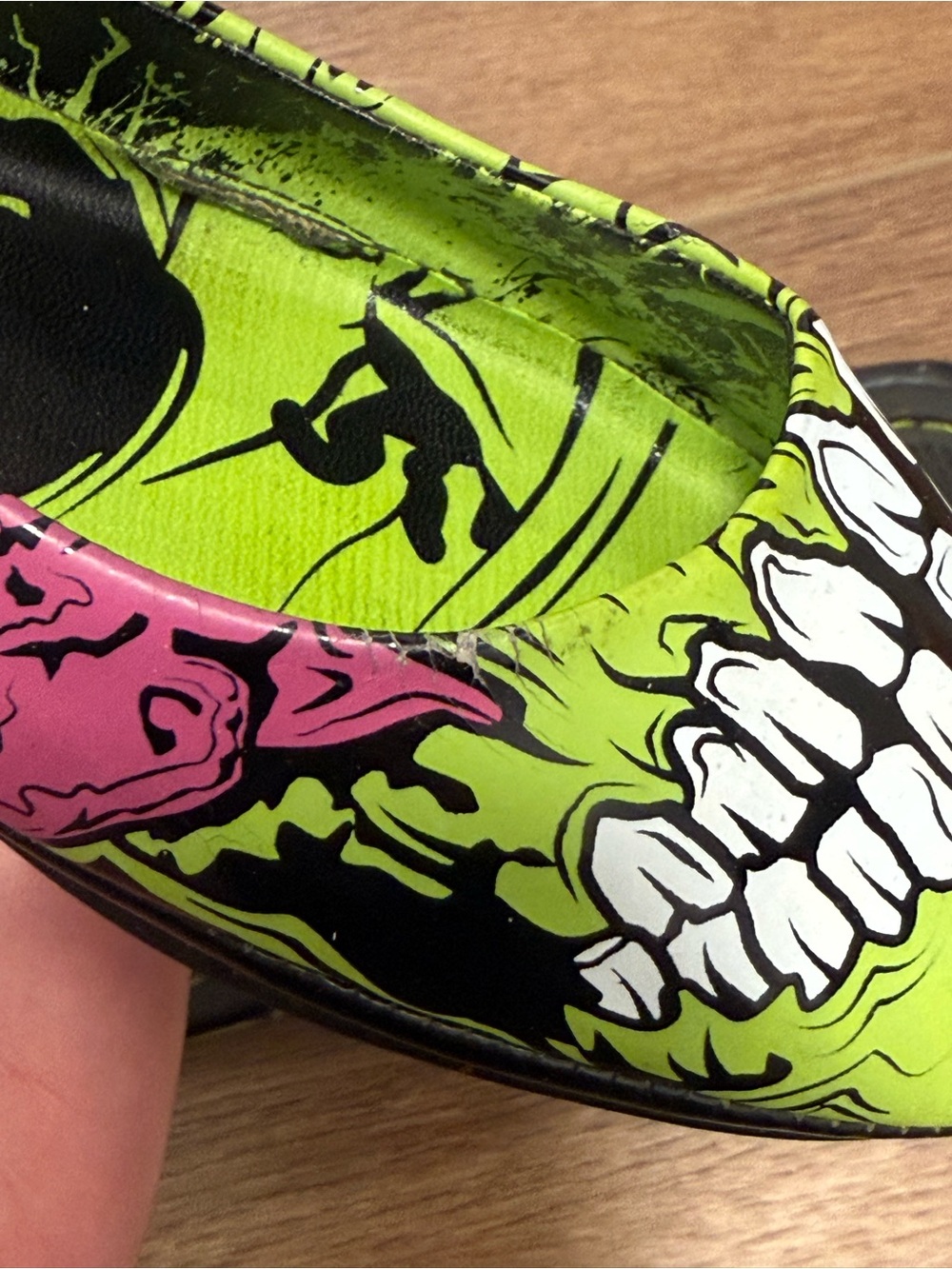 Iron Fist Zombie Stomper Flats, Green, Hot Topic 🖤 Goth, Punk, Emo, Scene - Picture 4 of 9